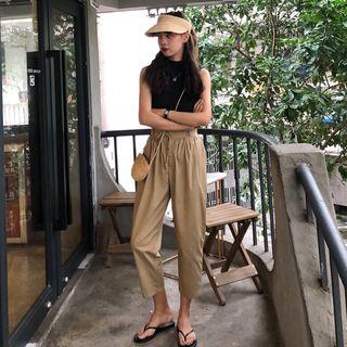 Plain Slim-fit Tank Top / Plain High-waist Cropped Pants