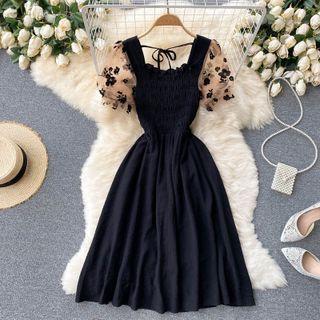 Square-neck Color Block Panel Print Puff-sleeve Dress