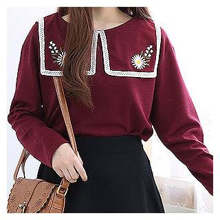 Floral Embroidered Square-collar Top