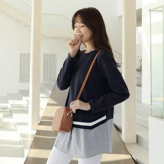 Contrast-trim Stripe-hem Top