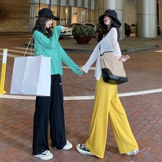 Loose-fit Sheer Light Top / Wide-leg Pants
