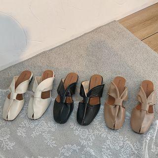 Twisted Flat Mules