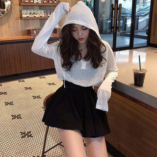 Long-sleeve Sheer Hooded Top / Plain Wide-leg Shorts