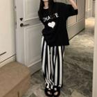 Lettering T-shirt / Striped Loose Fit Pants