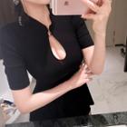 Key-hole Front Short-sleeve Dress