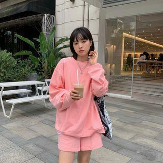 Short-sleeve T-shirt / Shorts / Pullover