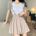 Set: Raglan Short-sleeve T-shirt + Suspender Pleated Skirt