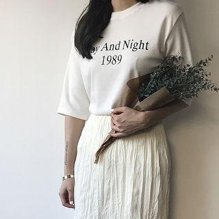 Round-neck Elbow-sleeve Lettering T-shirt