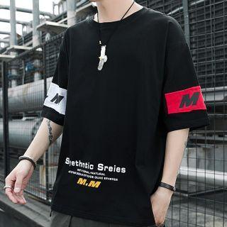 Elbow-sleeve Lettering Print T-shirt / Buckled Sweatshorts / Set