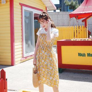 Set: Plain T-shirt + Floral Print Pinafore Dress