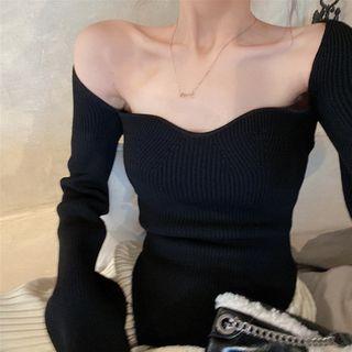 Plain Sheath Long-sleeve Top