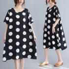 Short-sleeve Dotted Loose-fit Dress Black - One Size