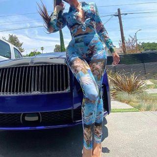 Set: Print Button-up Long-sleeve Top + Skinny Pants