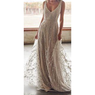 Sleeveless Rhinestone Leaf A-line Evening Gown