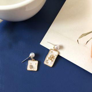 Faux Pearl Bear Glaze Asymmetrical Dangle Earring