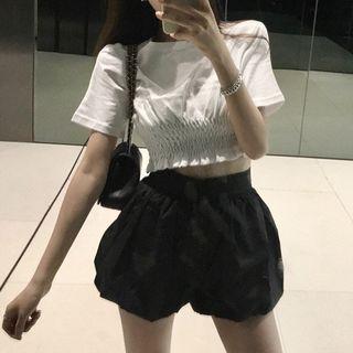 Crew-neck Short-sleeve Crop Top / High Waist Shorts