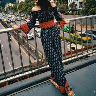 Set: Cold Shoulder Top + Wide Leg Pants