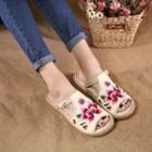 Floral Embroidered Flat Sandals
