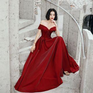 Off-shoulder Maxi Prom Dress