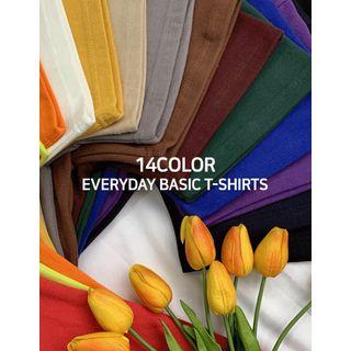 Round-neck Loose-fit T-shirt In 14 Colors