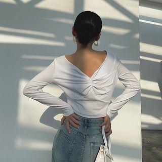 Knotted-back Crop T-shirt