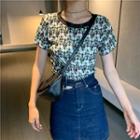 Printed Short Sleeve Cropped Top As Shown In Figure - One Size