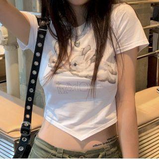 Short-sleeve Rabbit Print Asymmetrical Hem Top White - One Size