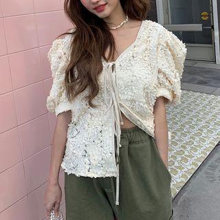 Short-sleeve Flower Blouse / Cargo Pants