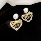 Love Lettering Heart Faux Pearl Earring 1 Pair - Gold & White - One Size