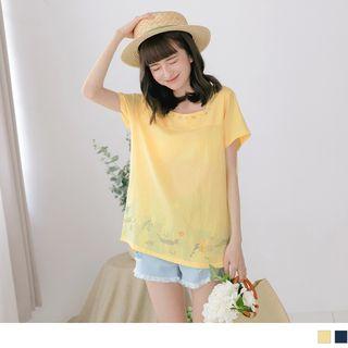 Embroidered Square Neck Short-sleeve Top