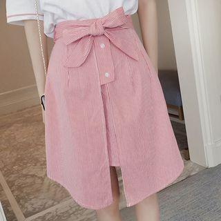 Set: Lettering Short-sleeve T-shirt + Striped Tie-waist A-line Skirt