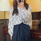 Long-sleeve Buttoned Leaf Print Blouse