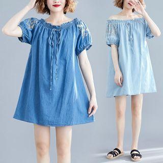 Flower Embroidered Short-sleeve Denim Dress