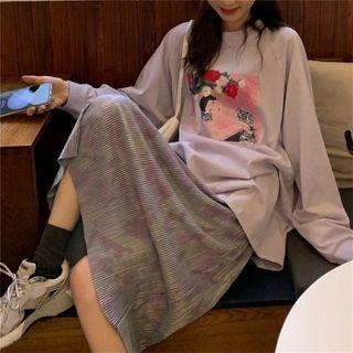 Print Long Sleeve T-shirt / Pleated Skirt