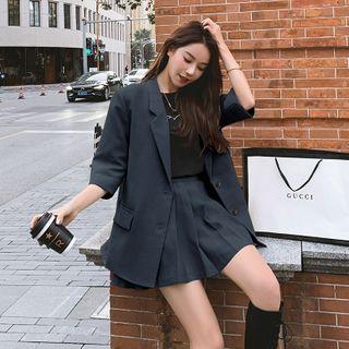 Single-breasted Blazer / Mini A-line Pleated Skirt / Set