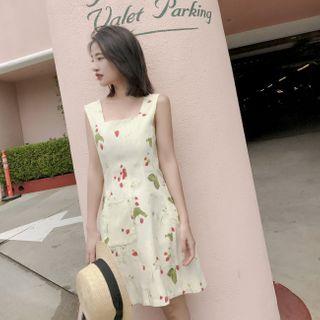 Printed Short-sleeve A-line Dress / Strappy Dress