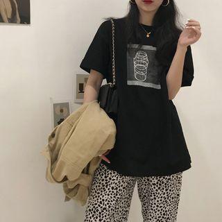 Printed Elbow-sleeve T-shirt / Dotted Straight-cut Pants