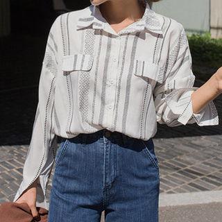 Pocket-detail Pattern Blouse