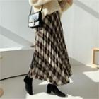 Band-waist Pleated Checked Skirt Brown - One Size
