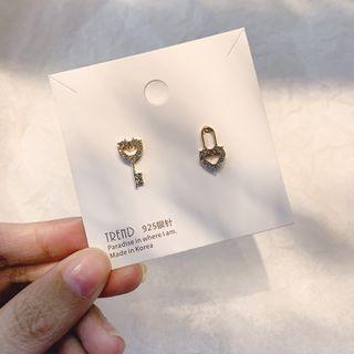 Non-matching Rhinestone Heart Lock & Key Earring 1 Pair - Silver - One Size