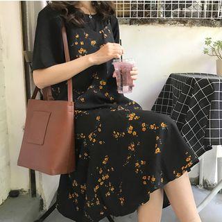 Set: Plain Elbow Sleeve T-shirt + Floral Print Spaghetti Strap Dress