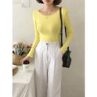 Open-back Slim-fit T-shirt