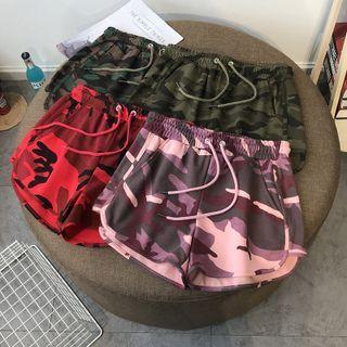 Camo Print Wide Leg Sweatshorts