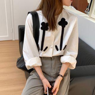 Round Neck Flower Accent Blouse