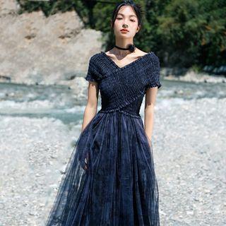 Short-sleeve V-neck Maxi A-line Dress Grayish Blue - One Size