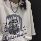 Elbow-sleeve Statue Print T-shirt