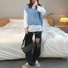 Cable-knit Vest / Distressed Straight-fit Jeans