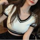 Short-sleeve Contrast Trim Crop T-shirt White - One Size