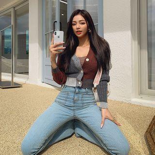 V-neck Color-block Cropped Cardigan