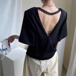 Chain Detail Open Back Short Sleeve Top